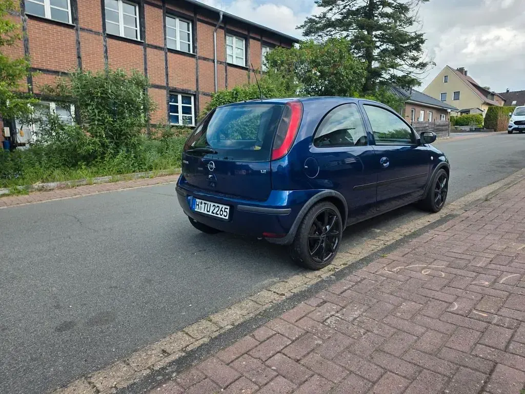Gebraucht Opel Corsa Enjoy 75 PS (55 kW) 2004 Blau Kleinwagen