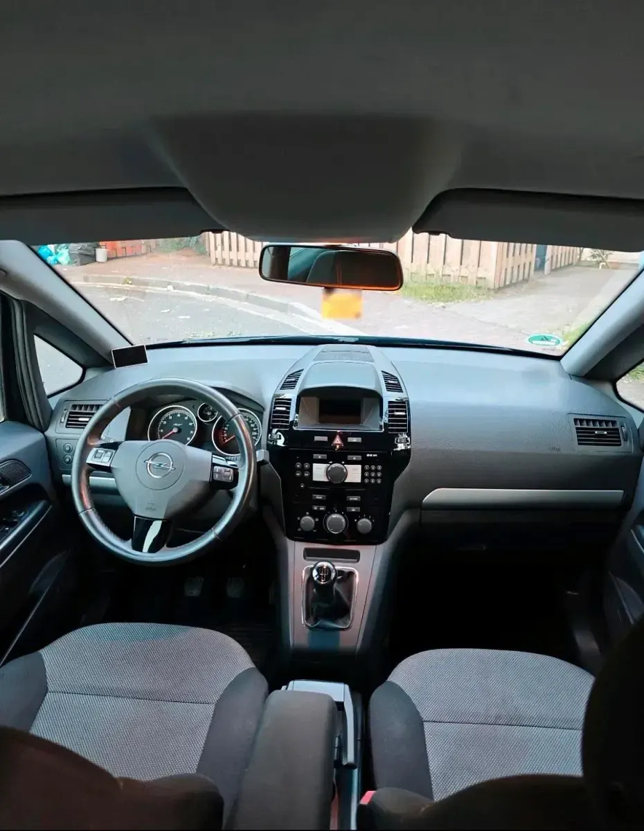 Gebraucht Opel Zafira 115 PS (84 kW) 2012 Blau Van / Kleinbus
