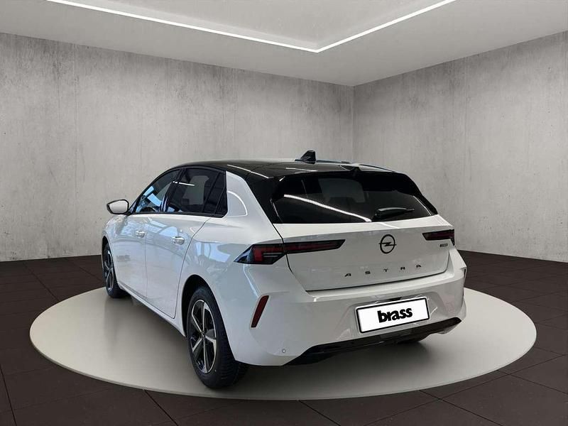 Neu Opel Astra 145 PS (106 kW) 2026 Arktis weiß (uni) Limousine