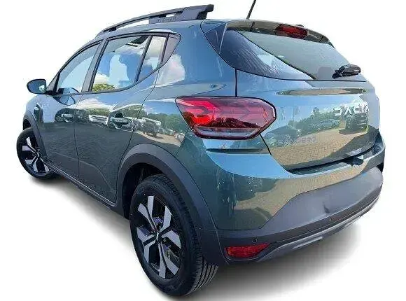 Gebraucht Dacia Sandero Expression 91 PS (66 kW) 2025 Zedergrün SUV