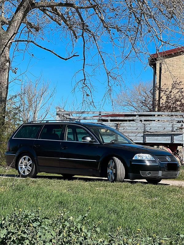 Gebraucht VW Passat 131 PS (96 kW) 2004 Schwarz Kombi