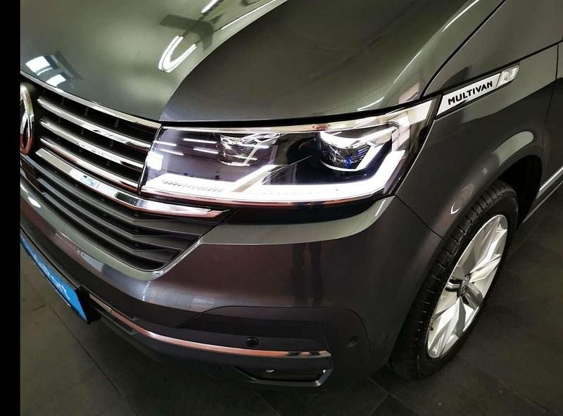 Usata VW Multivan Highline 150 CV (110 kW) 2021 Grigio Monovolume