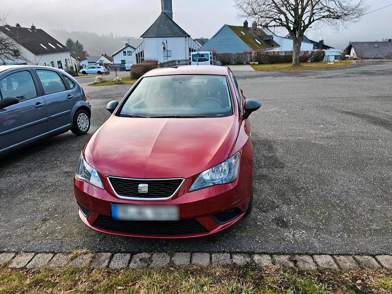 Gebraucht Seat Ibiza 70 PS (51 kW) 2013 Rot Kleinwagen
