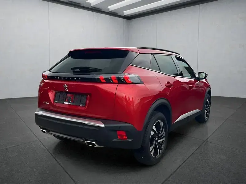 Gebraucht Peugeot 2008 Allure 131 PS (96 kW) 2023 Rot SUV