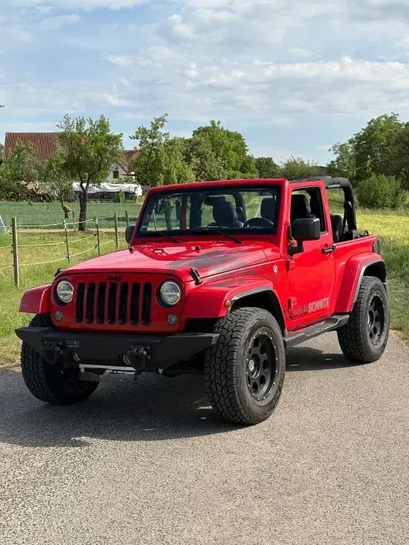 Gebraucht Jeep Wrangler Night Eagle 200 PS (147 kW) 2017 Rot SUV