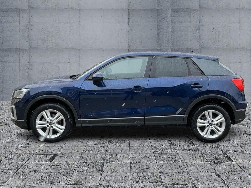 Używany Audi Q2 Advanced 150 KM (110 kW) 2024 Niebieski SUV