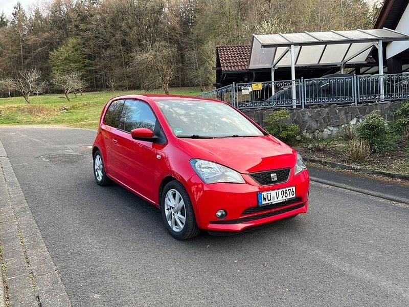 Gebraucht Seat Mii Style 75 PS (55 kW) 2012 Rot Kleinwagen