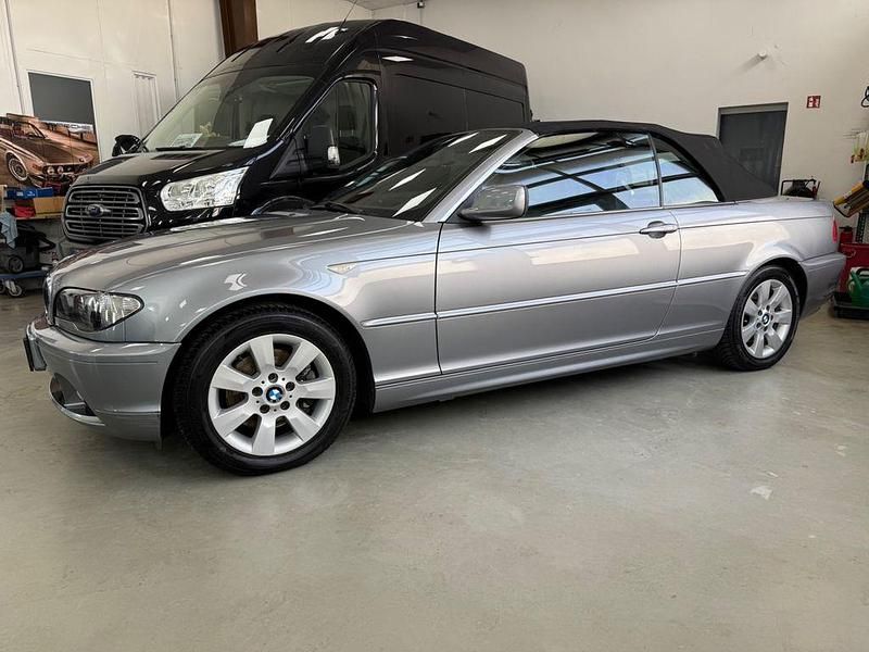 Gebraucht BMW 325 Cabriolet 192 PS (141 kW) 2005 Grau Cabrio