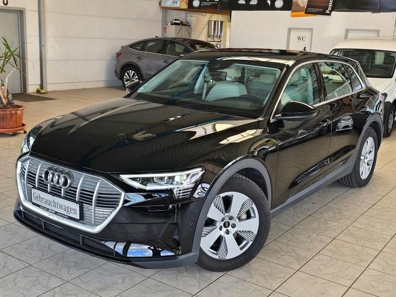 Gebraucht Audi e-tron Advanced 300 kW (408 PS) 2023 Brillantschwarz SUV
