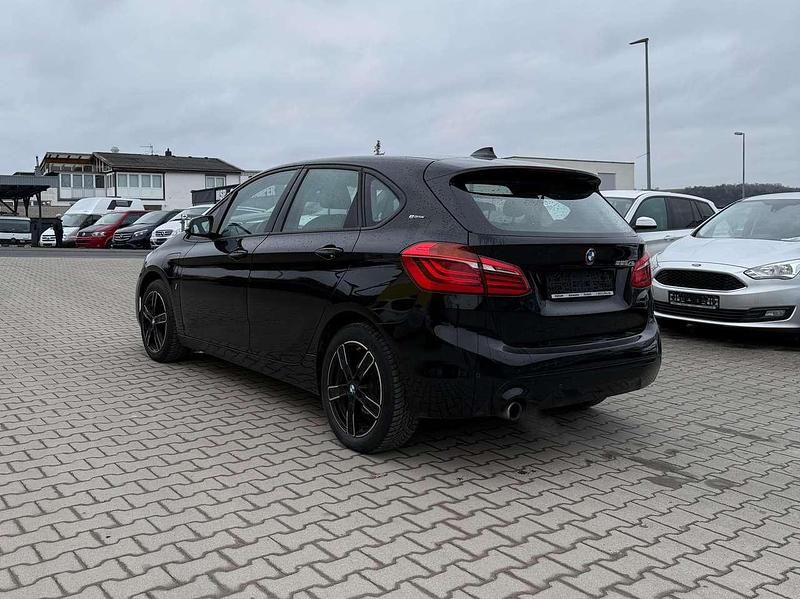 Gebraucht BMW 225 Sport Line 136 PS (100 kW) 2019 Schwarz ii Van / Kleinbus