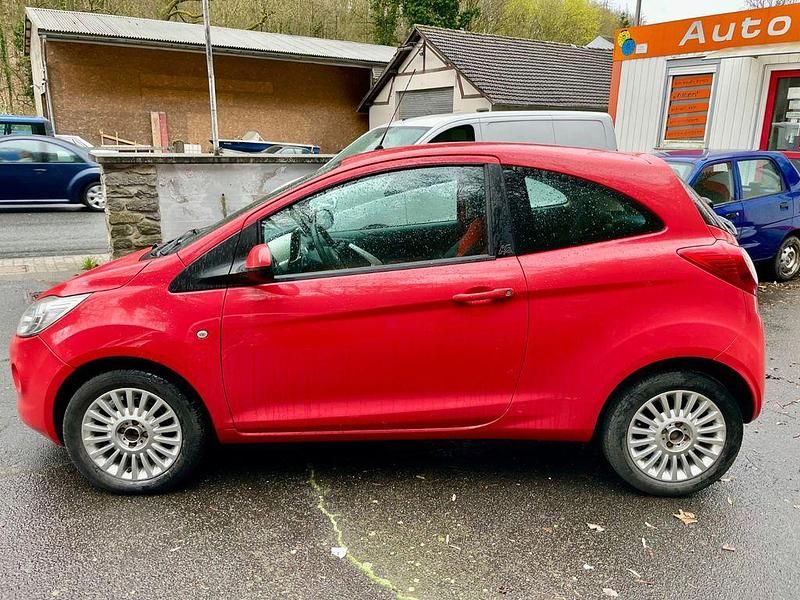 Gebraucht Ford Ka Titanium 69 PS (50 kW) 2009 Rot Kleinwagen
