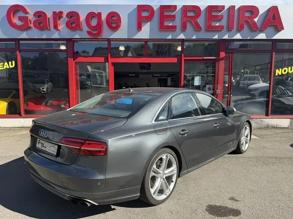 Gebraucht Audi S8 Sport 519 PS (381 kW) 2014 Grau Limousine