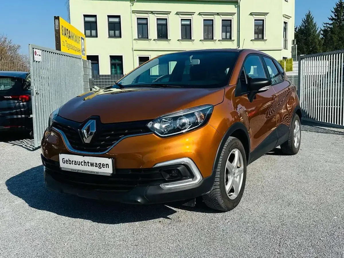 Gebraucht Renault Captur Life 90 PS (66 kW) 2019 Atacamaorange SUV