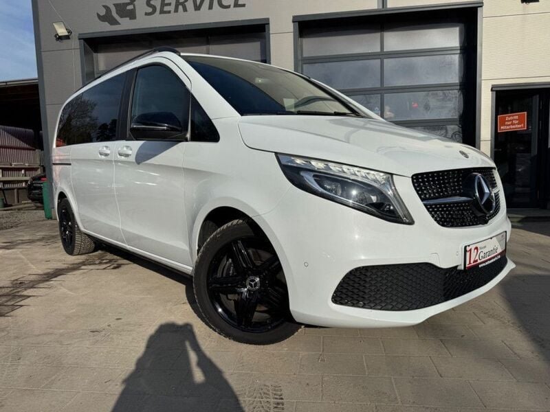 Weiß Gebraucht 2021 Mercedes V250 Edition Van / Kleinbus | 49.499 € (Superpreis) - Bild 1/4