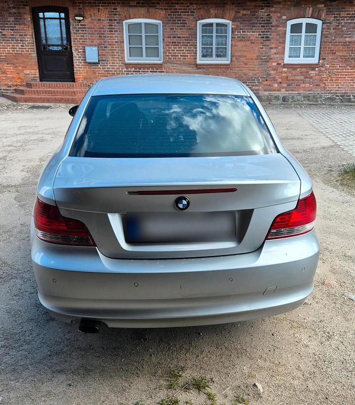 Gebraucht BMW 120 Coupé 177 PS (130 kW) 2009 Silber Coupé