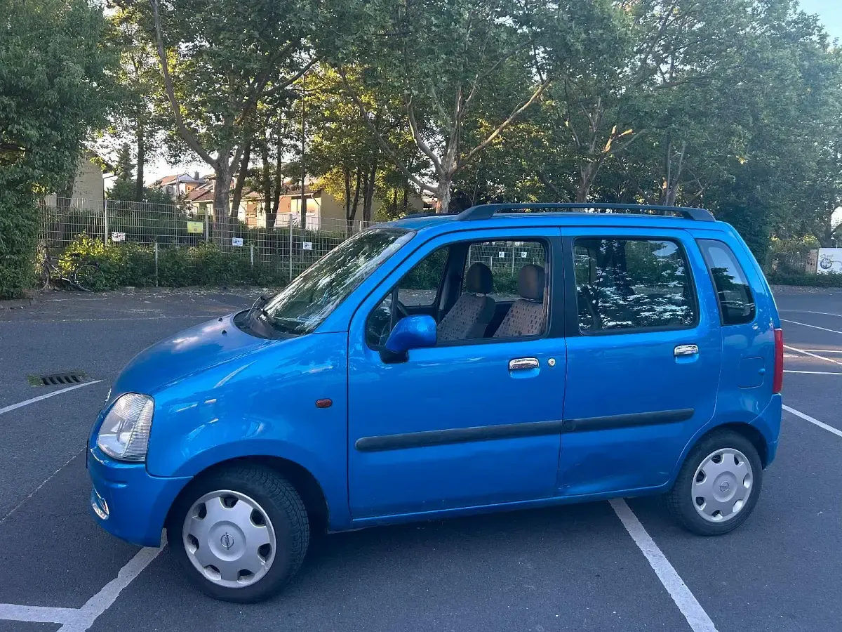 Gebraucht Opel Agila 75 PS (55 kW) 2003 Blau Van / Kleinbus