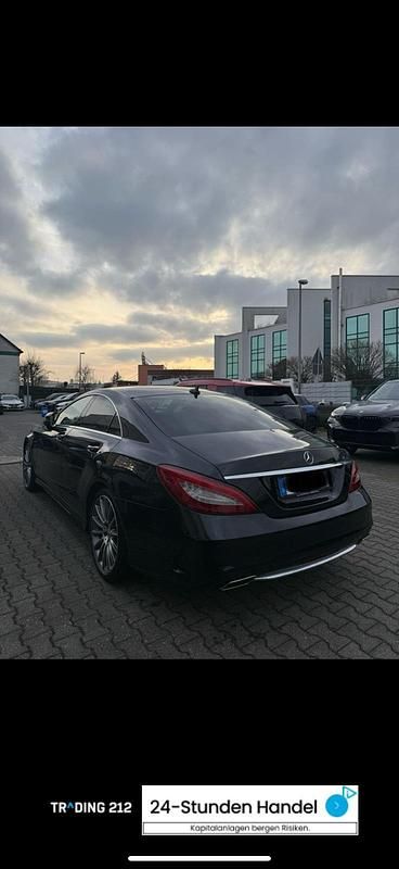 Gebraucht Mercedes CLS350 252 PS (185 kW) 2015 Schwarz Limousine