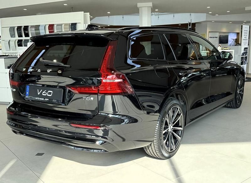 Neu Volvo V60 Business Edition 455 PS (334 kW) 2026 Schwarz Kombi