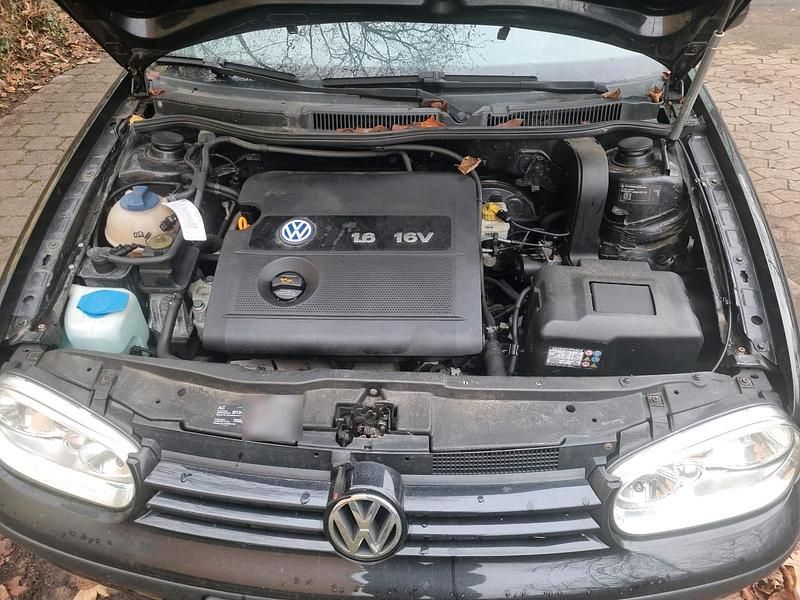 Gebraucht VW Golf IV 105 PS (77 kW) 2003 Schwarz Kleinwagen