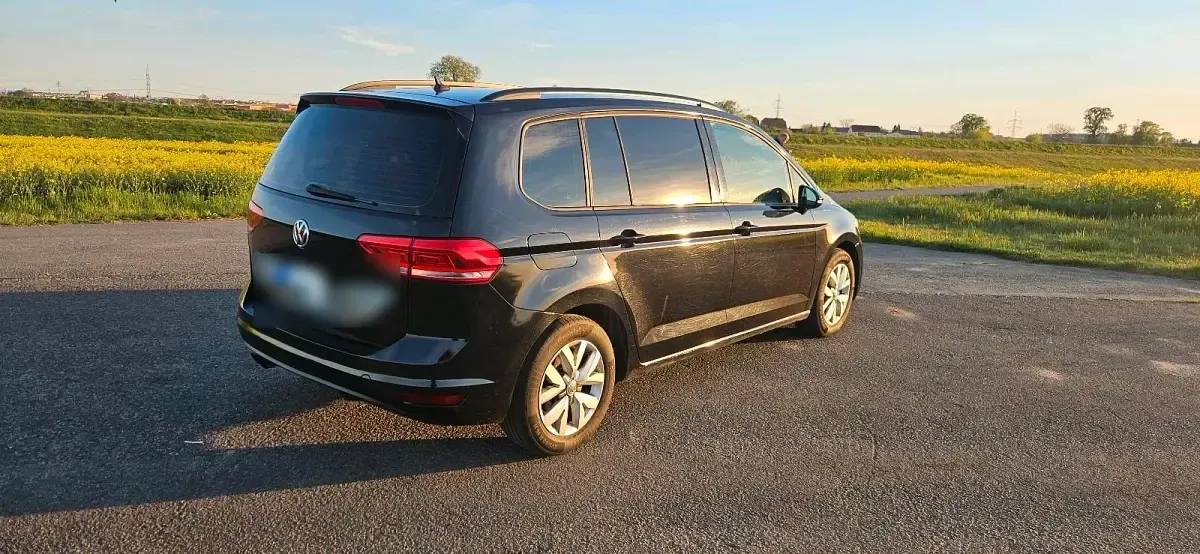 Gebraucht VW Touran Highline 200 PS (147 kW) 2017 Schwarz Van / Kleinbus
