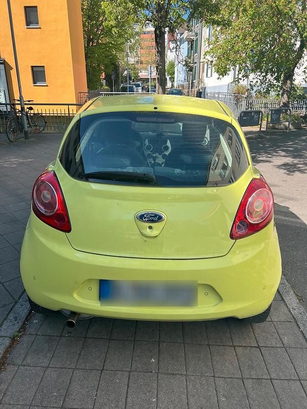 Gebraucht Ford Ka Trend 69 PS (50 kW) 2012 Grün Kleinwagen