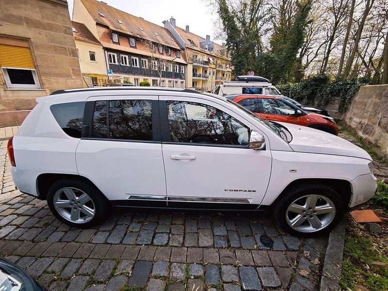 Gebraucht Jeep Compass Limited 156 PS (114 kW) 2013 Weiß SUV