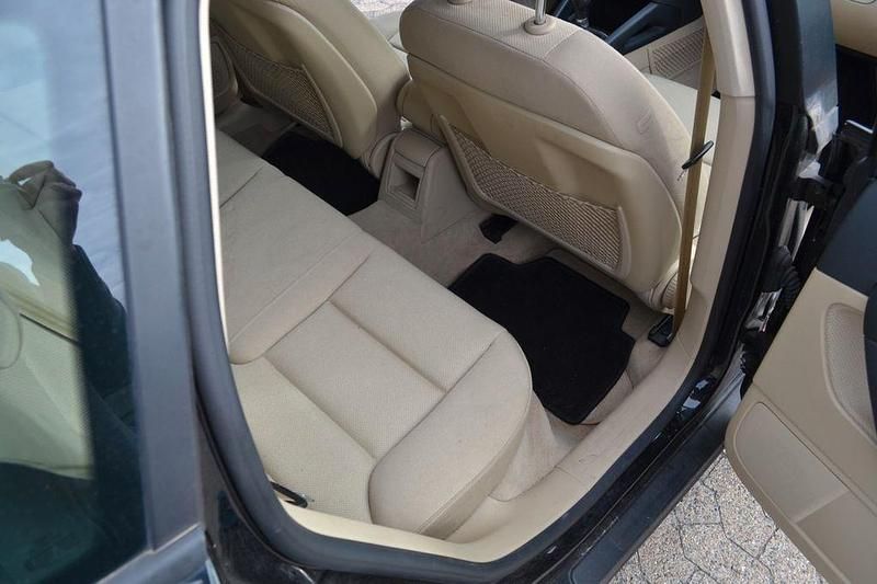 Gebraucht Audi A3 Ambiente 116 PS (85 kW) 2004 Schwarz Limousine