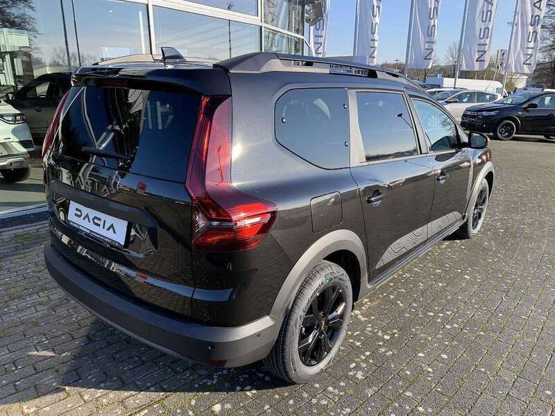 Neu Dacia Jogger Extreme 101 PS (74 kW) 2025 Perlmuttschwarz Van / Kleinbus