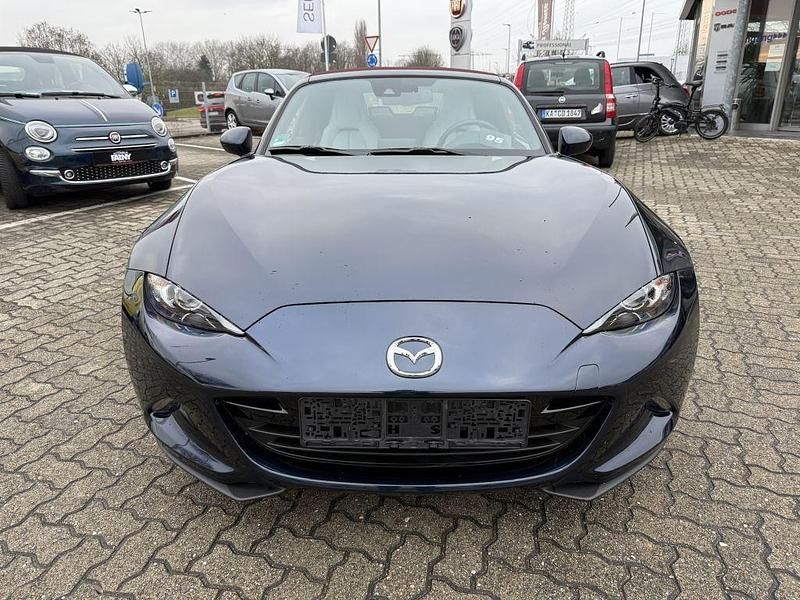 Gebraucht Mazda MX5 Ad'Vantage 184 PS (135 kW) 2022 Mitternachtsblau metallic (metallic) Cabrio