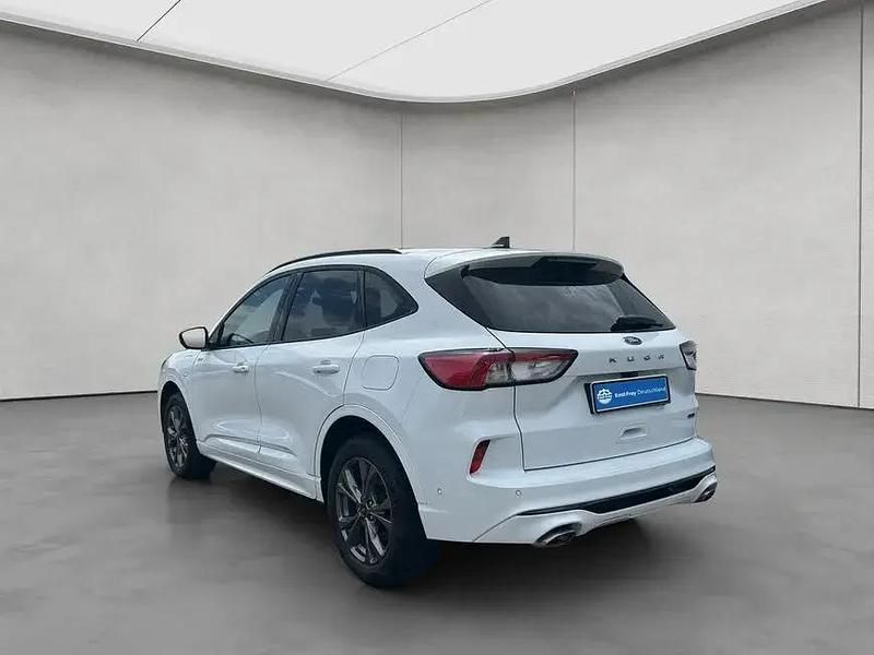 Gebraucht Ford Kuga ST-Line 152 PS (111 kW) 2022 Frozen white SUV