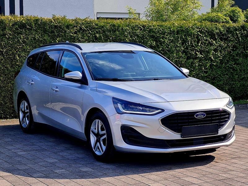 Gebraucht Ford Focus 120 PS (88 kW) 2022 Silber Kombi