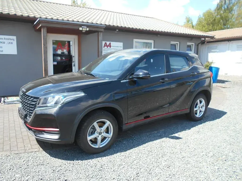 Gebraucht DFSK Fengon 106 PS (77 kW) 2022 Schwarz SUV