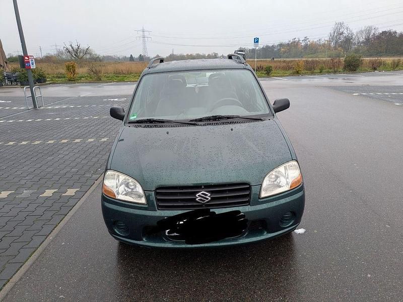 Grün Gebraucht 2002 Suzuki Ignis Limousine | 1.999 € (Fairer Preis) - Bild 1/4