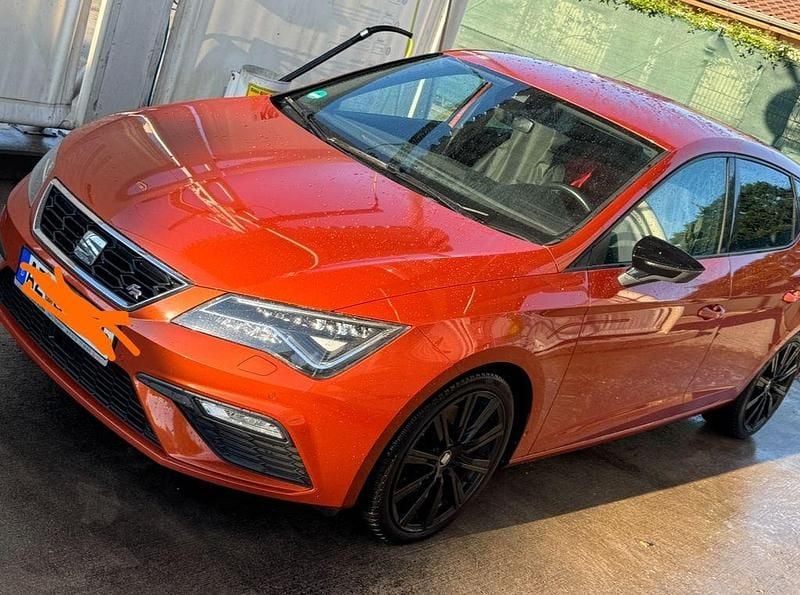 Orange Gebraucht 2018 Seat Leon FR Limousine | 13.000 € (Guter Preis) - Bild 1/4