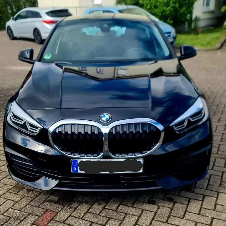 Gebraucht BMW 118 Advantage 136 PS (100 kW) 2022 Schwarz Kleinwagen