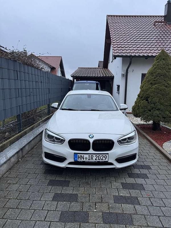 Gebraucht BMW 116 M Sport 109 PS (80 kW) 2016 Weiß Kleinwagen