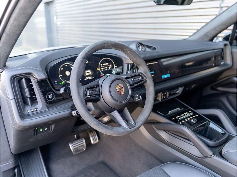 Gebraucht Porsche Cayenne GTS 500 PS (367 kW) 2025 Weiss SUV