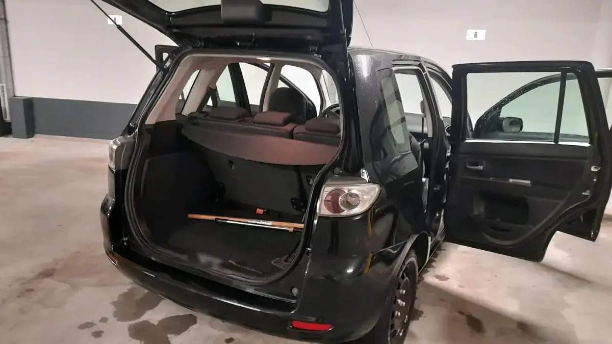 Usata Mazda 2 80 CV (58 kW) 2006 Nero Utilitaria