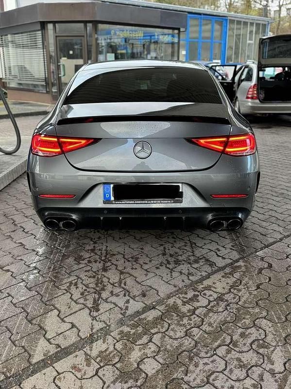 Grau Gebraucht 2018 Mercedes CLS450 AMG line Limousine | 47.000 € (Teuer) - Bild 1/4