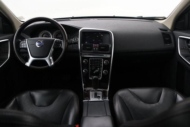 Gebraucht Volvo XC60 Summum 215 PS (158 kW) 2012 Grau SUV