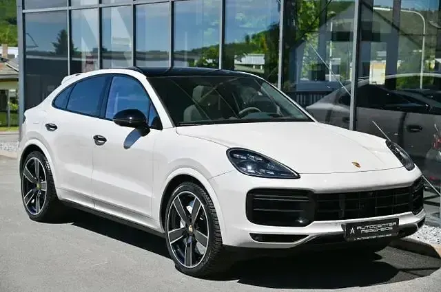 Gebraucht Porsche Cayenne Turbo Coupe 549 PS (403 kW) 2023 Grau SUV