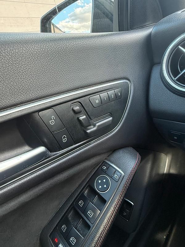 Gebraucht Mercedes CLA250 AMG line 211 PS (155 kW) 2015 Grau Coupé