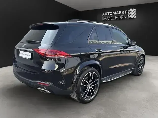 Gebraucht Mercedes GLE580 511 PS (375 kW) 2021 Schwarz obsidianschwarz  metalliclack metallic SUV