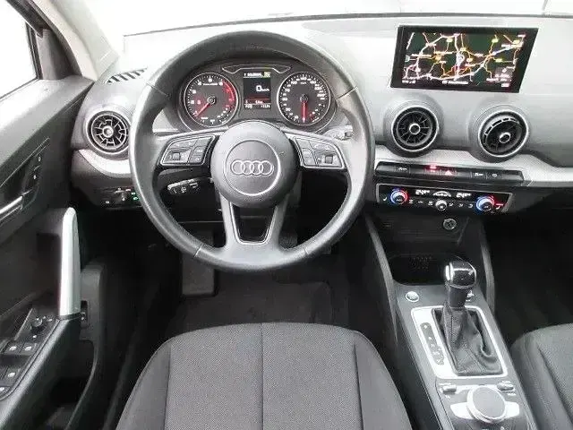 Używany Audi Q2 Advanced 150 KM (110 kW) 2022 Czarny SUV