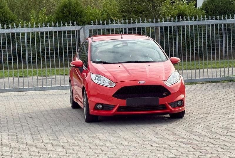 Orange Gebraucht 2013 Ford Fiesta ST Kleinwagen | 5.499 € (Guter Preis) - Bild 1/4