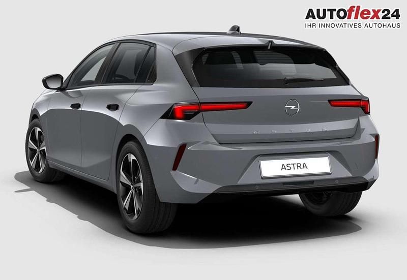 Neu Opel Astra 131 PS (96 kW) 2025 Grafik grau Limousine