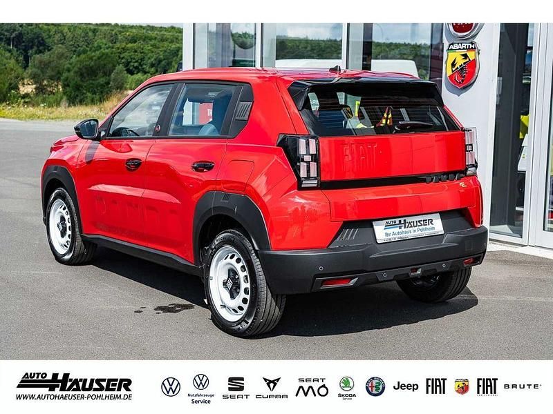 Gebraucht Fiat Grande Panda Red 83 kW (113 PS) 2025 Passione rot Kleinwagen