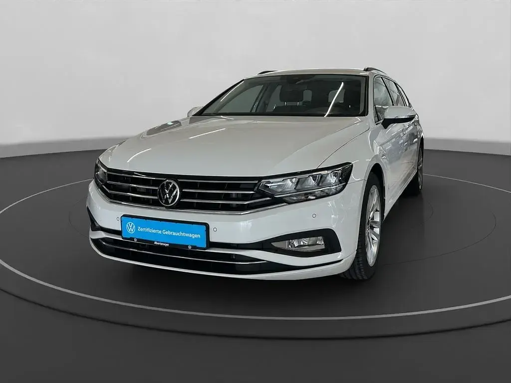 Gebraucht VW Passat Business 200 PS (147 kW) 2022 Weiß Kombi
