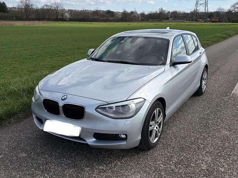 Gebraucht BMW 125 Sport Line 218 PS (160 kW) 2013 Silber Kleinwagen