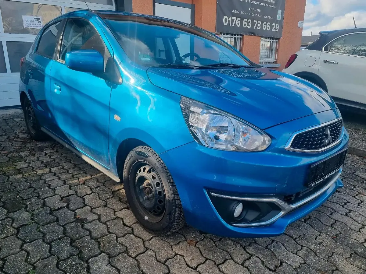 Gebraucht Mitsubishi Space Star 80 PS (58 kW) 2018 Blau Kleinwagen